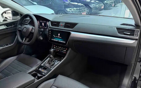 Skoda Superb III рестайлинг, 2022 год, 1 850 000 рублей, 17 фотография