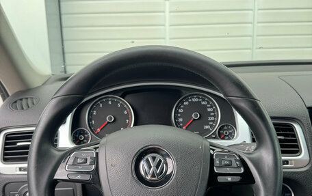 Volkswagen Touareg III, 2012 год, 1 980 000 рублей, 14 фотография