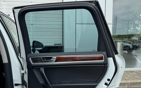 Volkswagen Touareg III, 2012 год, 1 980 000 рублей, 20 фотография