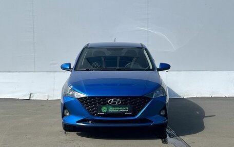 Hyundai Solaris II рестайлинг, 2021 год, 1 655 000 рублей, 2 фотография