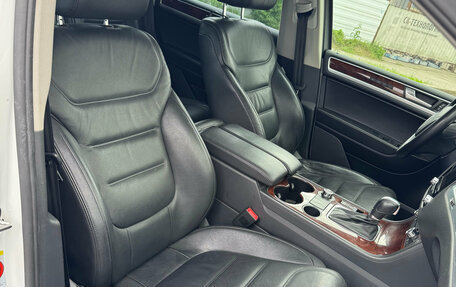 Volkswagen Touareg III, 2012 год, 1 980 000 рублей, 23 фотография