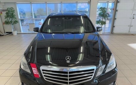 Mercedes-Benz E-Класс, 2011 год, 1 495 000 рублей, 3 фотография