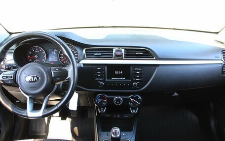 KIA Rio IV, 2018 год, 1 380 000 рублей, 8 фотография