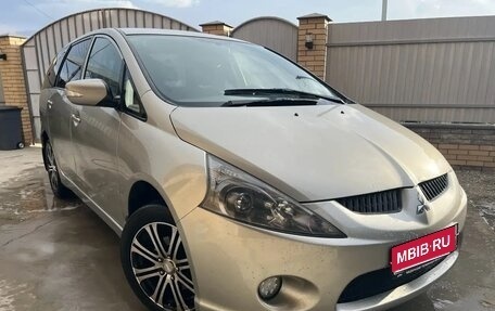 Mitsubishi Grandis, 2007 год, 950 000 рублей, 1 фотография