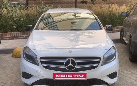 Mercedes-Benz A-Класс, 2014 год, 1 950 000 рублей, 4 фотография