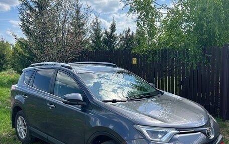 Toyota RAV4, 2016 год, 2 300 000 рублей, 3 фотография