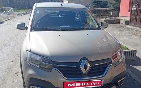 Renault Logan II, 2021 год, 1 150 000 рублей, 2 фотография