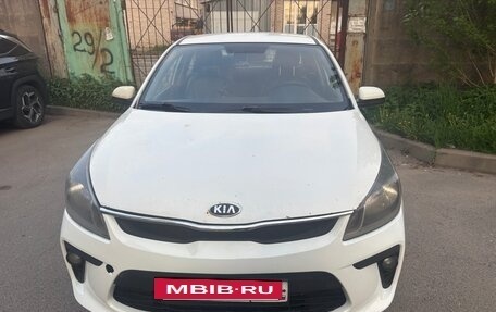 KIA Rio IV, 2018 год, 600 000 рублей, 7 фотография