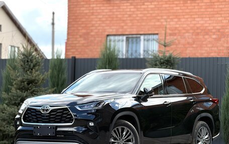 Toyota Highlander, 2026 год, 5 000 000 рублей, 3 фотография
