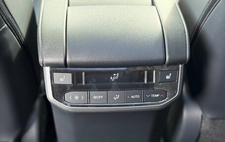 Toyota Highlander, 2026 год, 5 000 000 рублей, 33 фотография