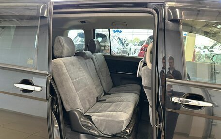 Toyota ISis I, 2013 год, 1 479 000 рублей, 18 фотография