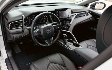 Toyota Camry, 2022 год, 3 155 000 рублей, 13 фотография