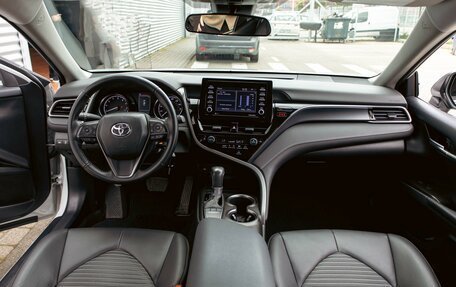 Toyota Camry, 2022 год, 3 155 000 рублей, 16 фотография