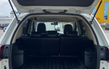 Mitsubishi Outlander III рестайлинг 3, 2018 год, 1 880 000 рублей, 7 фотография