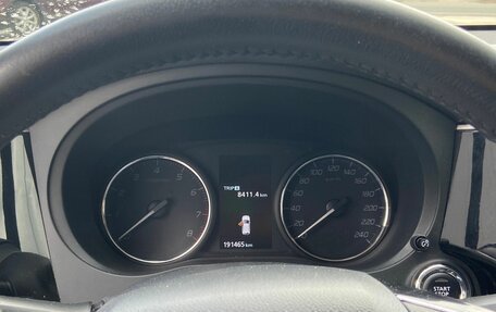 Mitsubishi Outlander III рестайлинг 3, 2018 год, 1 880 000 рублей, 18 фотография
