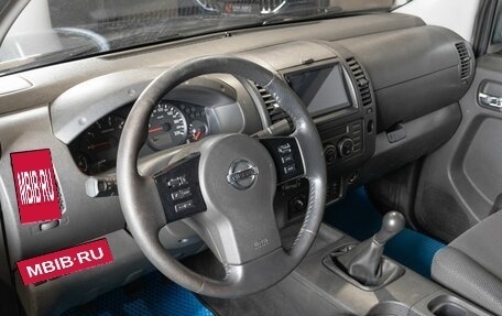 Nissan Navara (Frontier), 2008 год, 1 280 000 рублей, 5 фотография