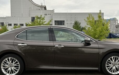 Toyota Camry, 2019 год, 4 250 000 рублей, 2 фотография
