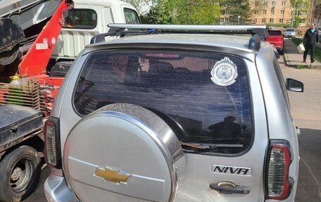 Chevrolet Niva I рестайлинг, 2005 год, 320 000 рублей, 3 фотография