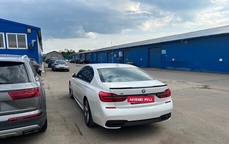 BMW 7 серия, 2017 год, 3 600 000 рублей, 2 фотография