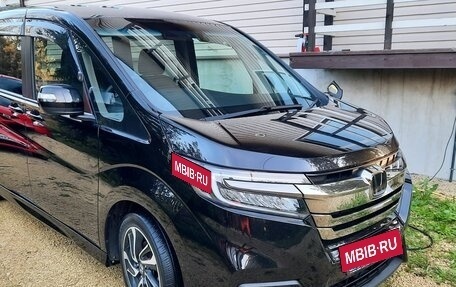 Honda Stepwgn IV, 2019 год, 2 500 000 рублей, 2 фотография
