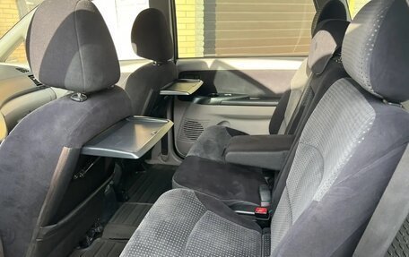 Mitsubishi Grandis, 2007 год, 950 000 рублей, 12 фотография