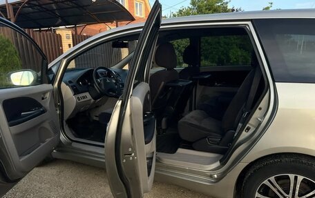 Mitsubishi Grandis, 2007 год, 950 000 рублей, 24 фотография