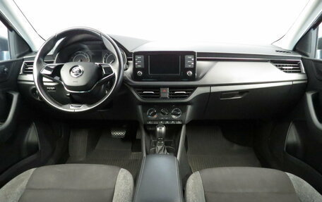 Skoda Rapid II, 2021 год, 1 450 000 рублей, 6 фотография