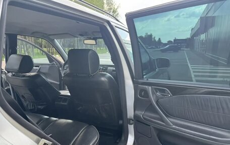 Mercedes-Benz E-Класс, 2002 год, 500 000 рублей, 12 фотография