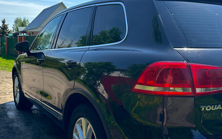 Volkswagen Touareg III, 2011 год, 2 490 000 рублей, 6 фотография