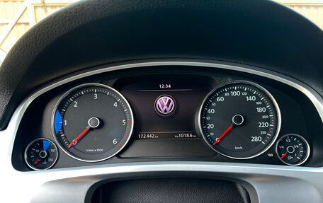 Volkswagen Touareg III, 2011 год, 2 490 000 рублей, 16 фотография