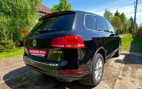 Volkswagen Touareg III, 2011 год, 2 490 000 рублей, 8 фотография