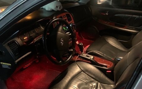 Hyundai Sonata IV рестайлинг, 2004 год, 450 000 рублей, 12 фотография