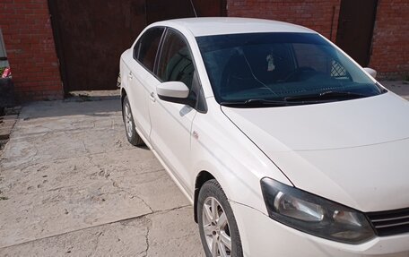 Volkswagen Polo VI (EU Market), 2011 год, 500 000 рублей, 6 фотография