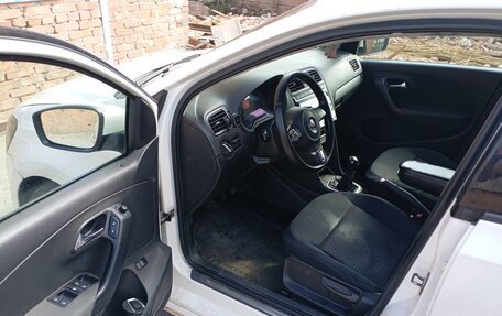 Volkswagen Polo VI (EU Market), 2011 год, 500 000 рублей, 7 фотография