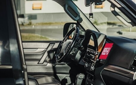 Mitsubishi Pajero IV, 2014 год, 3 500 000 рублей, 32 фотография