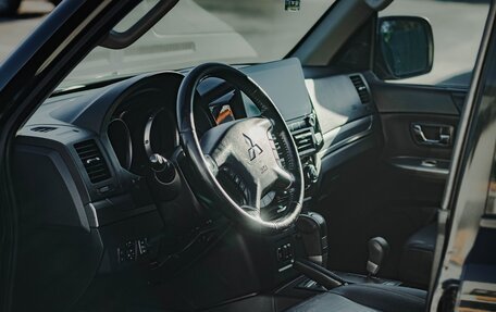 Mitsubishi Pajero IV, 2014 год, 3 500 000 рублей, 37 фотография