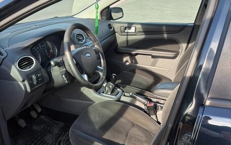 Ford Focus II рестайлинг, 2007 год, 550 000 рублей, 23 фотография