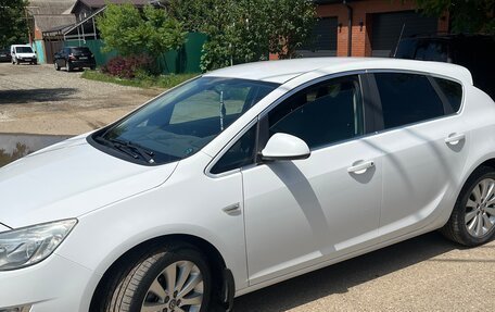 Opel Astra J, 2011 год, 1 150 000 рублей, 6 фотография