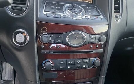 Infiniti QX50 I рестайлинг, 2013 год, 1 850 000 рублей, 13 фотография