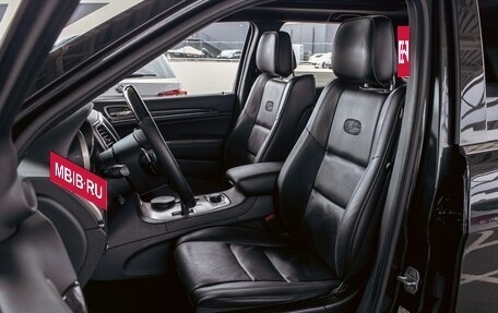 Jeep Grand Cherokee, 2013 год, 1 995 000 рублей, 11 фотография