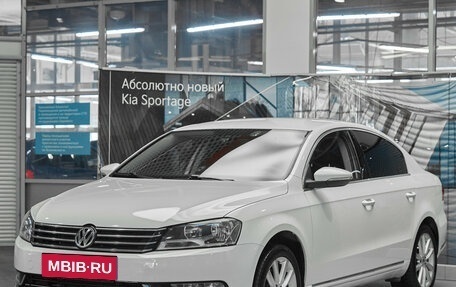 Volkswagen Passat B7, 2011 год, 899 000 рублей, 1 фотография
