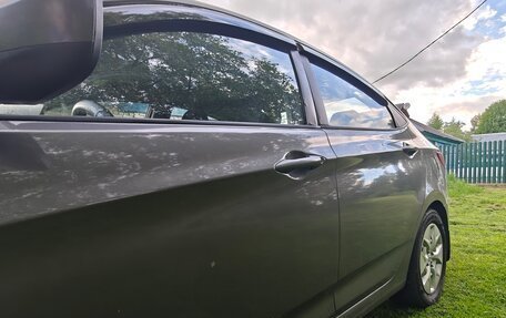 Hyundai Solaris II рестайлинг, 2015 год, 530 000 рублей, 5 фотография