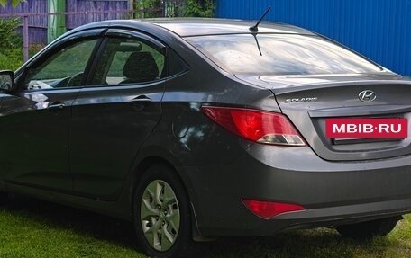 Hyundai Solaris II рестайлинг, 2015 год, 530 000 рублей, 3 фотография