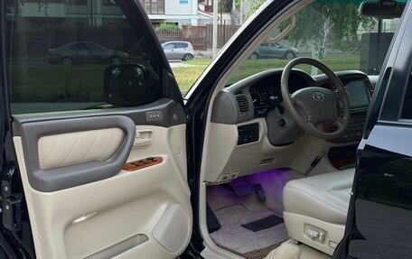 Toyota Land Cruiser 100 рестайлинг 2, 2005 год, 3 650 000 рублей, 20 фотография