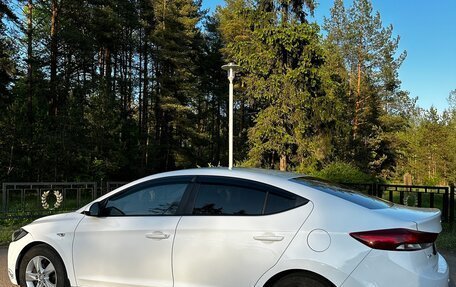 Hyundai Elantra VI рестайлинг, 2016 год, 1 200 000 рублей, 11 фотография