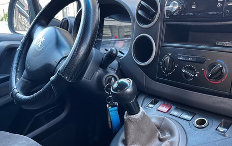 Peugeot Partner II рестайлинг 2, 2012 год, 410 000 рублей, 3 фотография