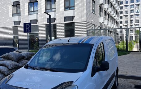 Peugeot Partner II рестайлинг 2, 2012 год, 410 000 рублей, 2 фотография