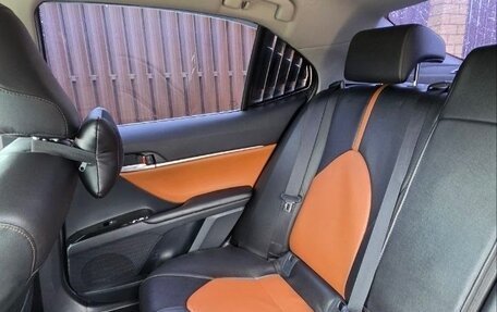 Toyota Camry, 2018 год, 2 300 000 рублей, 11 фотография