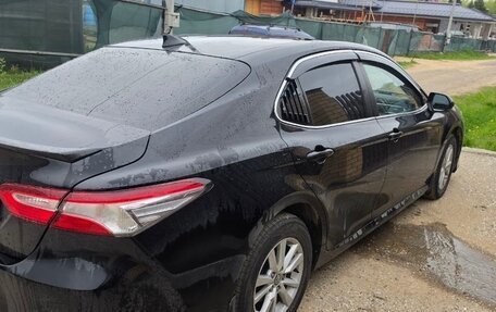 Toyota Camry, 2018 год, 2 300 000 рублей, 5 фотография