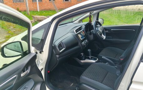 Honda Fit III, 2013 год, 1 300 000 рублей, 9 фотография